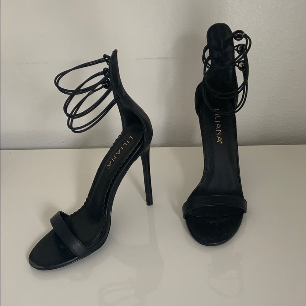 Liliana Black Stilettos 👠
